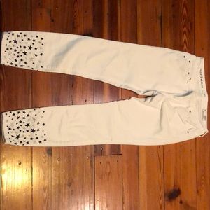 Vineyard Vines White Jeans with Embroidery